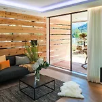Au Club Alpin Hotel 5*