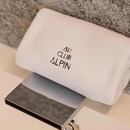 Au Club Alpin 5*