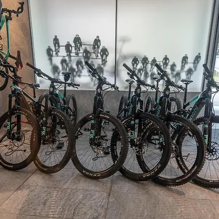 Au Club Alpin Hotel 5*