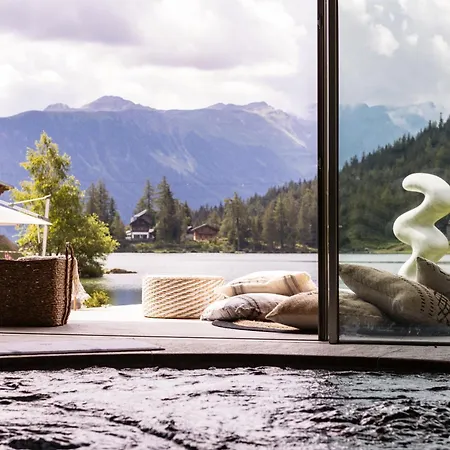 Au Club Alpin Hotel