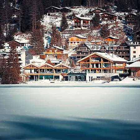 Au Club Alpin 5* شامبيه
