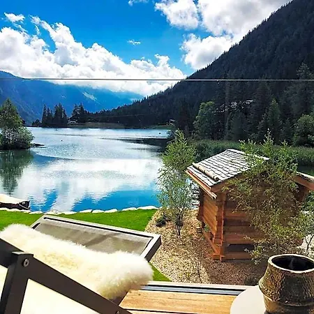 Au Club Alpin فندق 5*