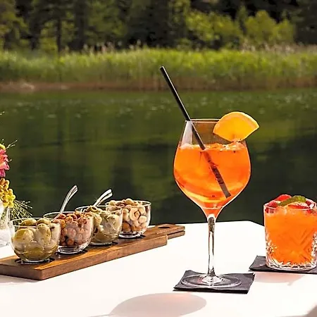Au Club Alpin شامبيه