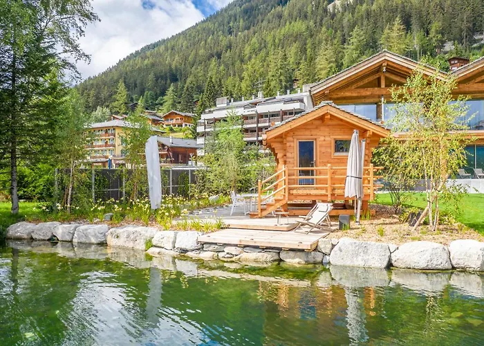 Au Club Alpin ホテル