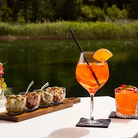 Au Club Alpin Otel 5*